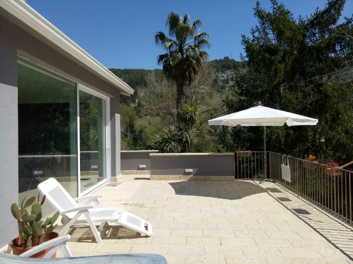 Casa Vacanze Irmino Garden Villa Ragusa Eksteriør bilde